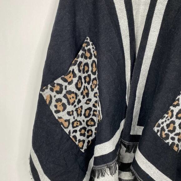 2/$30 NEW Boho Cheetah Ruana Oversized Open Wrap Poncho Blanket Scarf - Picture 7 of 14